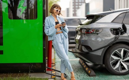 8 στους 10 οδηγούς EV απαιτούν άμεση πολιτική δράση