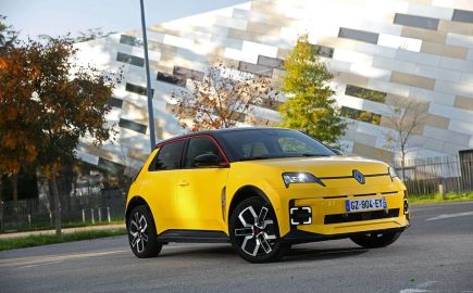 Renault 5: Νέα αυτονομία έως 431 χλμ., χωρίς μεγαλύτερη μπαταρία