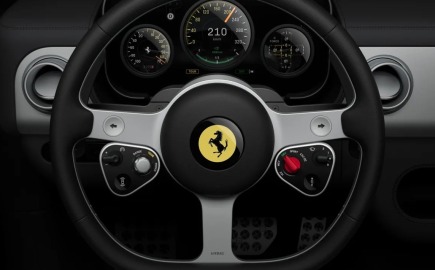 Πρώτες εικόνες από το εσωτερικό της νέας ηλεκτρικής Ferrari Luce