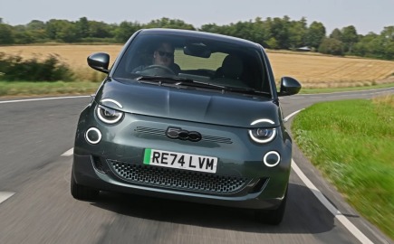 Η πιο στυλάτη παγίδα της Fiat – Γιατί το 500e Armani είναι απλώς μάρκετινγκ με ρόδες