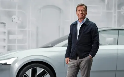 Volvo: «Η ηλεκτροκίνηση είναι μονόδρομος» – Ο CEO αποκαλύπτει γιατί το EX60 βάζει δύσκολα στους Γερμανούς