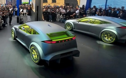 Hyundai IONIQ 3: Το ηλεκτρικό-έκπληξη που έρχεται να «χτυπήσει» τα ID.3 και EV3