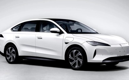 Το νέο ηλεκτρικό VW Jetta M6 θυμίζει έντονα Tesla Model 3