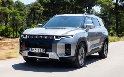 Δοκιμή KGM Torres Hybrid 204 PS – Νέα εποχή στα μεγάλα SUV