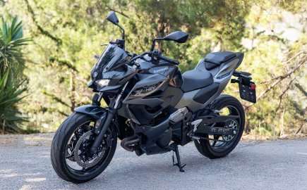 Test Ride: Kawasaki Z7 Hybrid – Η μοτοσυκλέτα που αλλάζει τους κανόνες