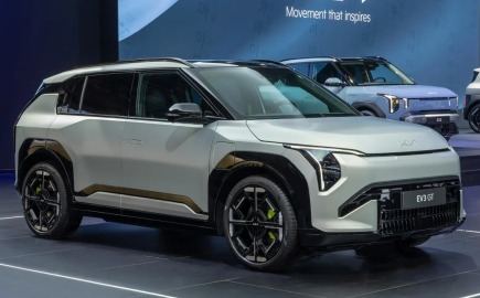 Σαλόνι Αυτοκινήτου Βρυξελλών: Το «καυτό» Kia EV3 GT διαθέτει 288 ίππους και τετρακίνηση