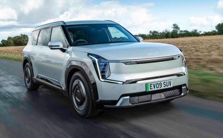 Kia EV9: Οικογενειακό «θηρίο» ή game changer στην ηλεκτροκίνηση;