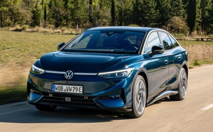 Ανατροπή-σοκ στη Γερμανία: Ένα premium sedan σαρώνει τα ηλεκτρικά