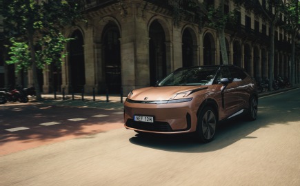 Lynk & Co 08: Το PHEV με 200 km ηλεκτρικής αυτονομίας είναι εδώ! – Δείτε τιμές και εκδόσεις