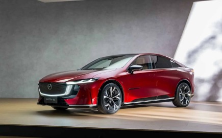 Mazda 6e: Πάτησε Ευρώπη το νέο ηλεκτρικό sedan, με αυτονομία 550 χλμ – Δείτε πόσο κάνει