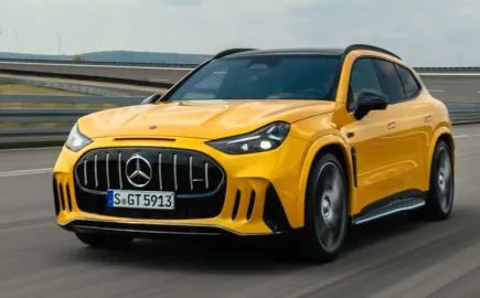 Νέα Mercedes-AMG GT: Ο χειρότερος εφιάλτης της Porsche Cayenne είναι εδώ