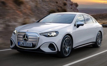 Mercedes C-Class Electric: Αποκαλύφθηκε το ηλεκτρικό sedan που απειλεί BMW και Tesla