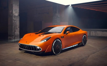 Η Mercedes θα αφαιρέσει τα φρένα από τα ηλεκτρικά της αυτοκίνητα