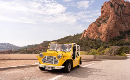 Νέο ηλεκτρικό MOKE Mk2: Το θρυλικό beach car επιστρέφει με αυτονομία 170 χλμ.