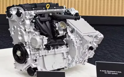 Toyota: Νέος υβριδικός κινητήρας 1,5 λίτρων με κατανάλωση μόλις 3,3 λτ./100 χλμ.