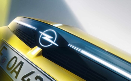 Opel: Ετοιμάζει ηλεκτρικό C-SUV σε συνεργασία με τη Leapmotor