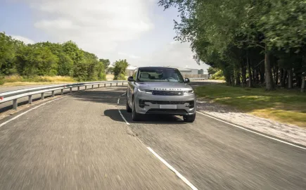 Range Rover Sport Electric: Το ηλεκτρικό SUV των 550 PS αποκαλύπτει τις δυνατότητές του