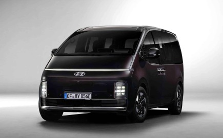 Νέο Hyundai STARIA Electric: Πρακτικότητα και χώροι με μηδενικούς ρύπους