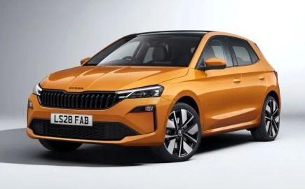 Skoda: Το νέο Fabia έρχεται υβριδικό και πιο μοντέρνο