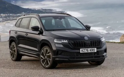 Αποκαλύφθηκε το νέο κορυφαίο Skoda Karoq Sportline Black Edition