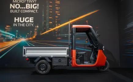 Η Fiat φέρνει στην Ευρώπη το τρίτροχο ηλεκτρικό της μεταφορικό όχημα, το Tris