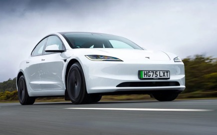 Tesla Model 3 RWD 2026 – Είναι το καλύτερο ηλεκτρικό της χρονιάς;