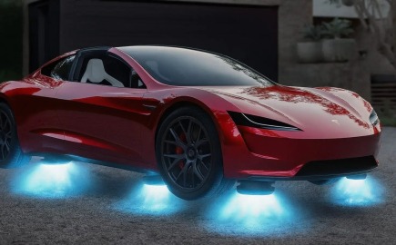 Οριστικό (;) Το Tesla Roadster θα κυκλοφορήσει τον Αύγουστο