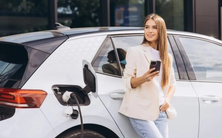 Οι Ευρωπαίοι κερδίζουν επιτέλους την εμπιστοσύνη των EVs