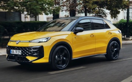 Το νέο Volkswagen T-Roc ήρθε: Υβριδικό, μεγαλύτερο και πιο high-tech