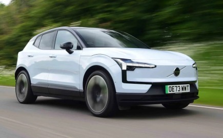 Ηλεκτροκίνηση στην Ελλάδα: Πόσα BEV και PHEV πωλήθηκαν τον Σεπτέμβριο