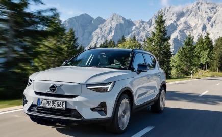 Η Volvo γιορτάζει το 500.000ό ηλεκτρικό της αυτοκίνητο