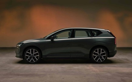 Η Volvo αυξάνει την παραγωγή του EX60 λόγω υψηλής ζήτησης