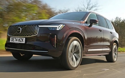 Νέα εποχή για τη Volvo: PHEV με έως 240 χλμ. ηλεκτρικής αυτονομίας