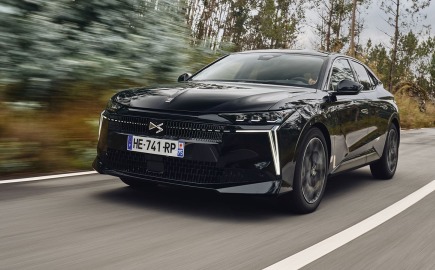 Πάτησε Ελλάδα το νέο DS N°4 – Δείτε εκδόσεις και τιμές