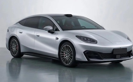 BYD Formula S και Formula S GT: Τα νέα «καυτά» ηλεκτρικά με 667 PS και τελική 240 km/h