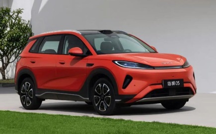 Το νέο BYD Sealion 05 DM-i και EV λανσαρίστηκε στη Κίνα με τιμή «πάτωμα»