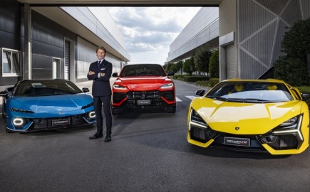 Η Lamborghini «καρφώνει» τη Ferrari με αφορμή τη Luce
