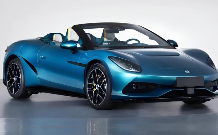 What a car! – 1.606 PS, 350 Km/h, 0-100 σε 2”