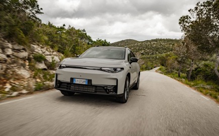 Το Leapmotor C10 REEV και η κορυφαία PHEV τεχνολογία, τώρα με €33.900