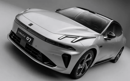 Νέα εποχή για τη Lynk & Co: Τα εκρηκτικά PHEV 07 EM-P και 08 EM-P έρχονται με… φόρα!