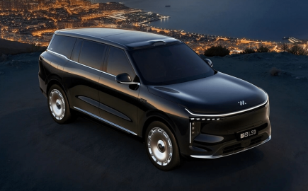 IM LS9 Hyper: Ηλεκτρονική τετραδιεύθυνση, τριπλό μοτέρ και τεχνολογία από το μέλλον