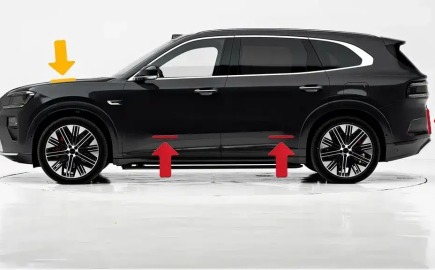 Zeekr 8X: Το κινεζικό SUV των 1.381 PS έγινε «φύλλο και φτερό», γδύθηκε και αποκάλυψε τα μυστικά του!