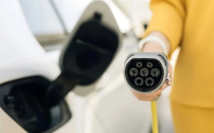 Εσύ χρησιμοποιείς σωστά το καλώδιο φόρτισης;