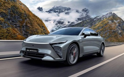 EXLANTIX ES: Το νέο ηλεκτρικό sedan της Chery έρχεται στην Ευρώπη με 610 χλμ. αυτονομία