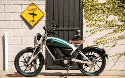 Η Flying Flea C6 της Royal Enfield έρχεται στην Ευρώπη – Τιμή και αυτονομία