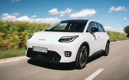 GAC Aion UT: Το νέο κινεζικό ηλεκτρικό που έρχεται Ευρώπη για να «χτυπήσει» το VW ID.3