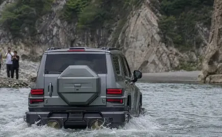 Geely Battleship 700 PHEV: Το SUV των 1.113 PS που διαθέτει προπέλες και σόναρ!