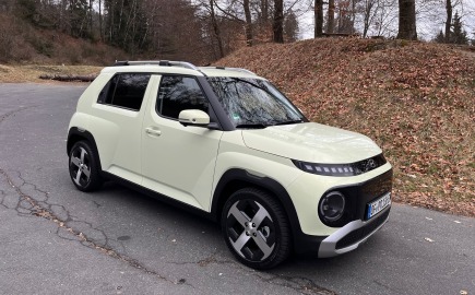 Αυτά τα 7 ηλεκτρικά αυτοκίνητα κάνουν περισσότερα από 300 χιλιόμετρα με μία φόρτιση