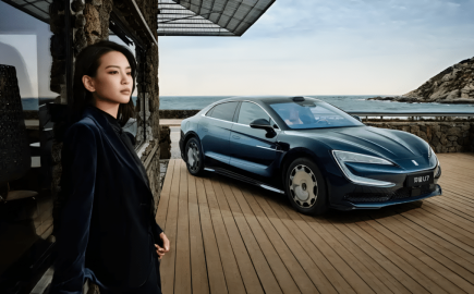 BYD Yangwang U7: Το υπερ-σεντάν των 1.341 ίππων αναβαθμίζεται