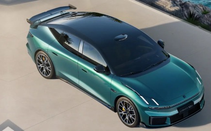 Το νέο Lynk & Co 10+ με 912 PS βάζει «φωτιά» στα ηλεκτρικά sedan